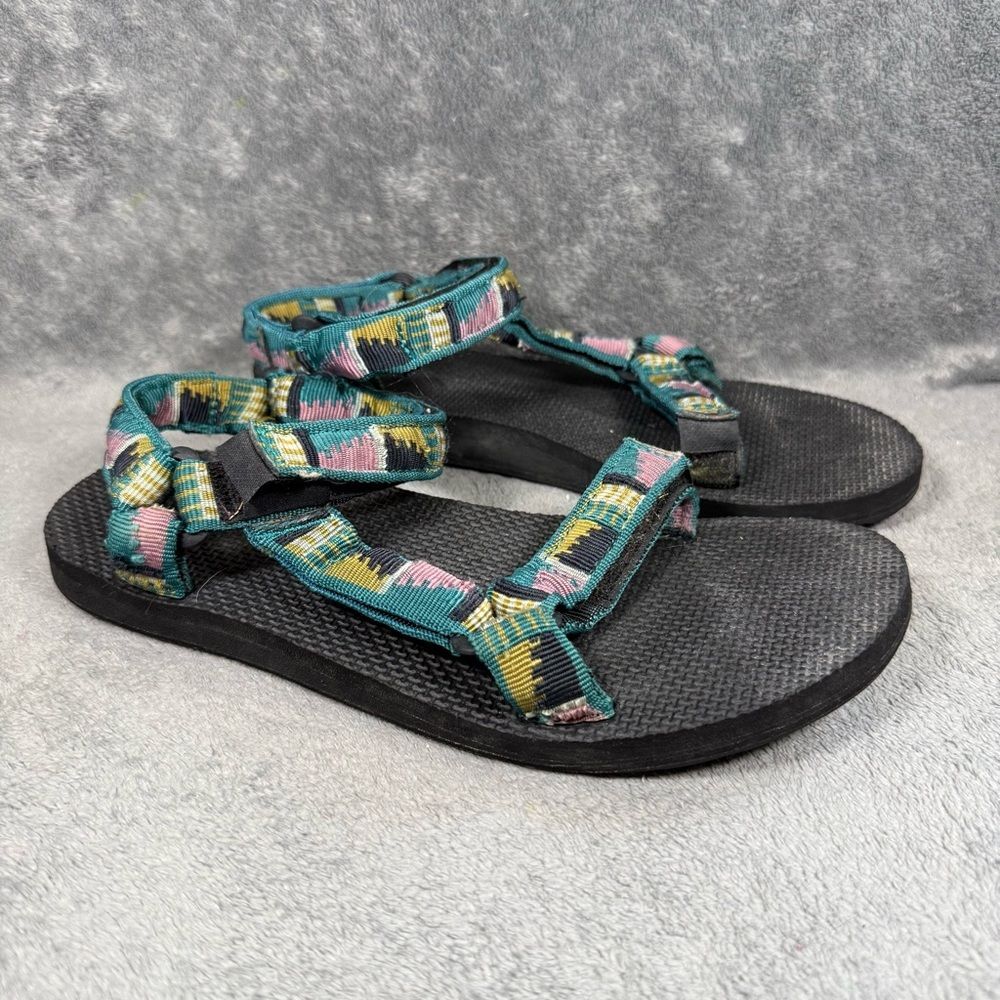 Women’s 9 Teva Original Universal Sandal Multicolor Aztec Geometric Open Toed
